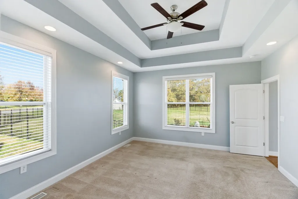 1027 Founders Lane Portland TN 37148