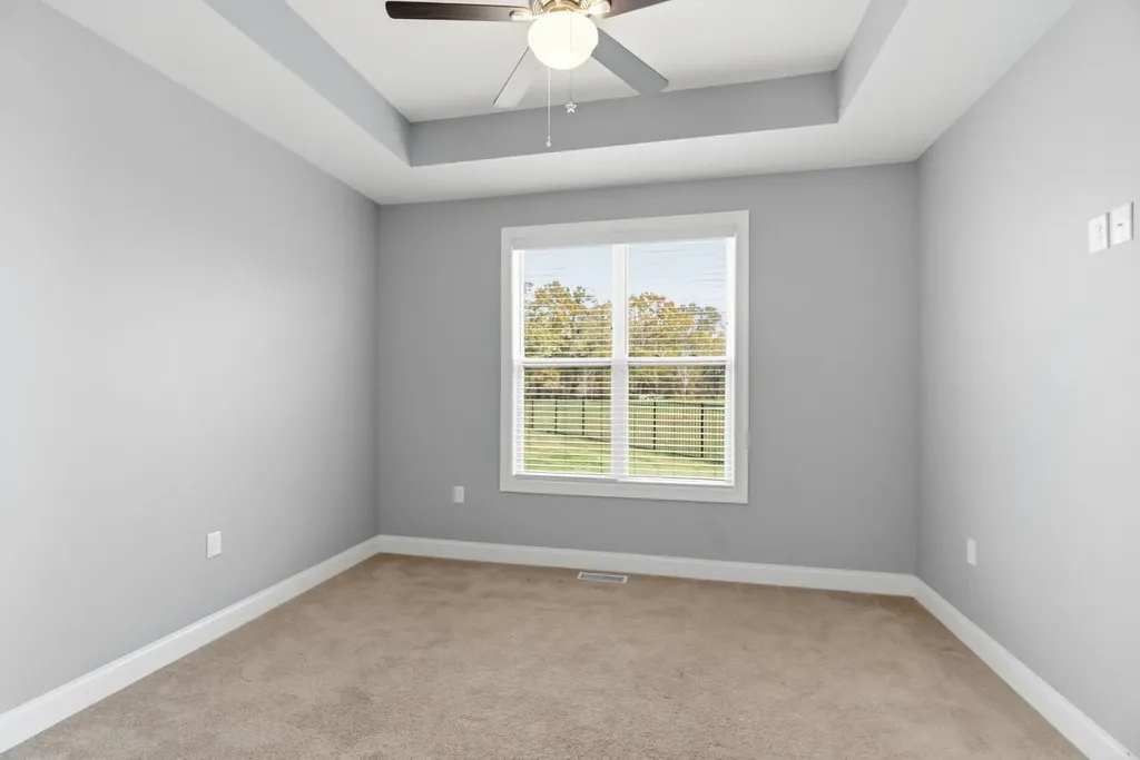 1027 Founders Lane Portland TN 37148