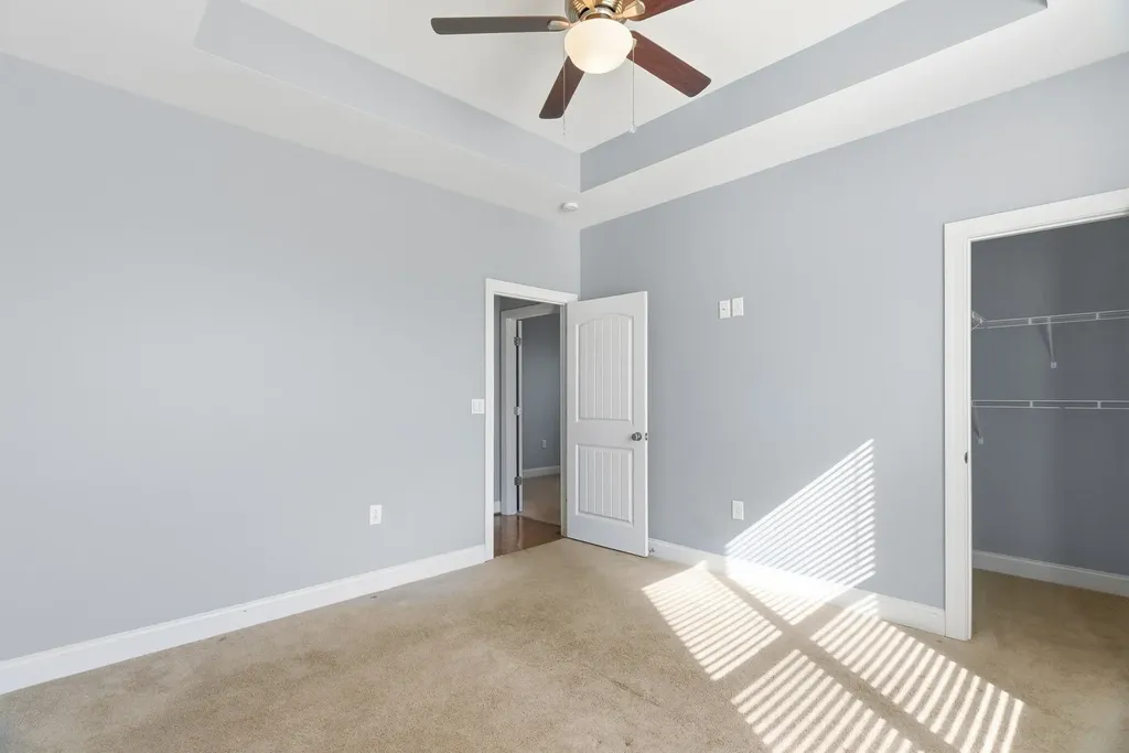 1027 Founders Lane Portland TN 37148