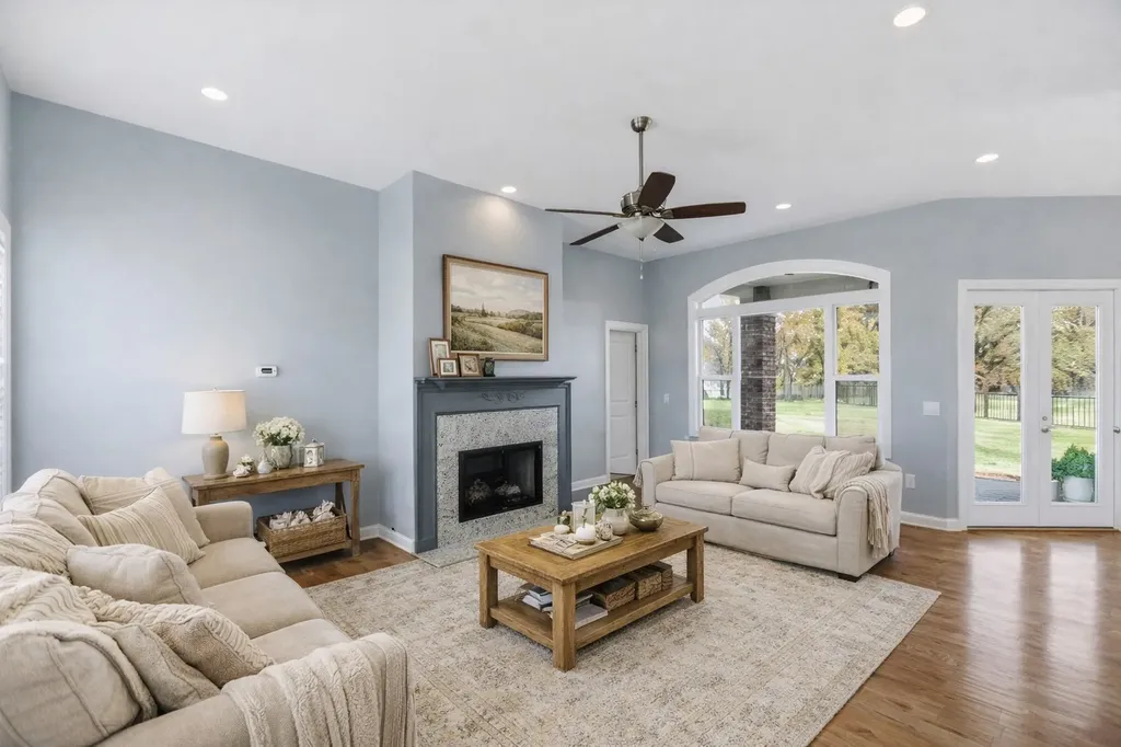 1027 Founders Lane Portland TN 37148
