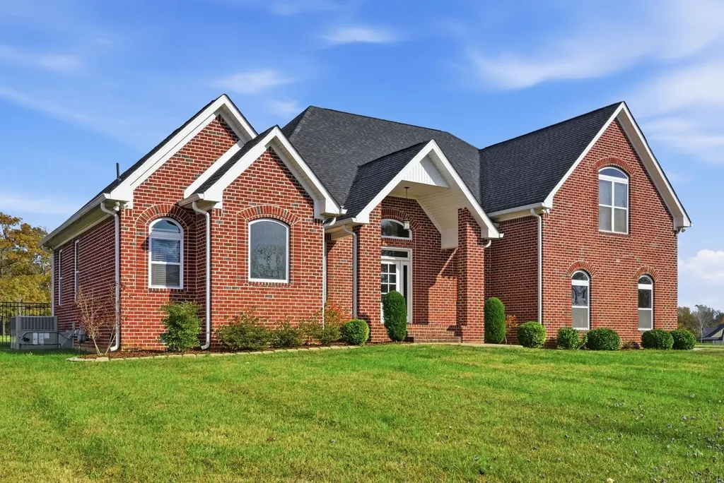 1027 Founders Lane Portland TN 37148