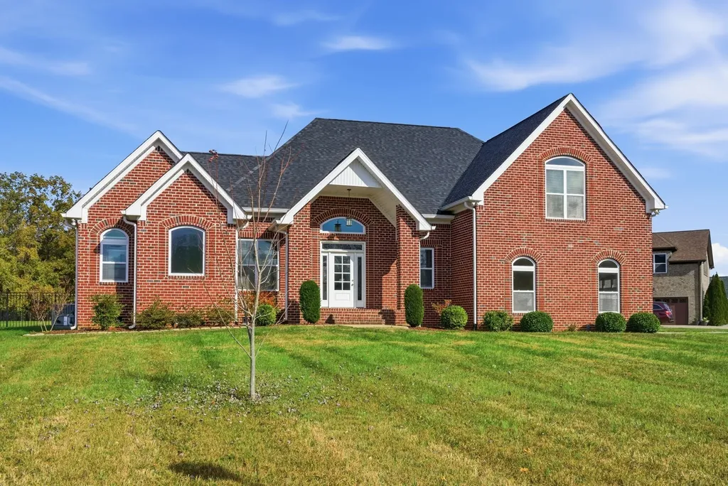 1027 Founders Lane Portland TN 37148
