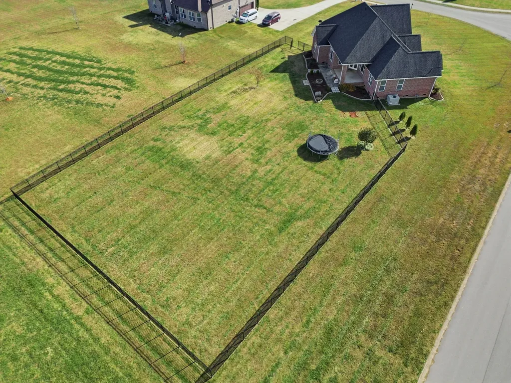 1027 Founders Lane Portland TN 37148