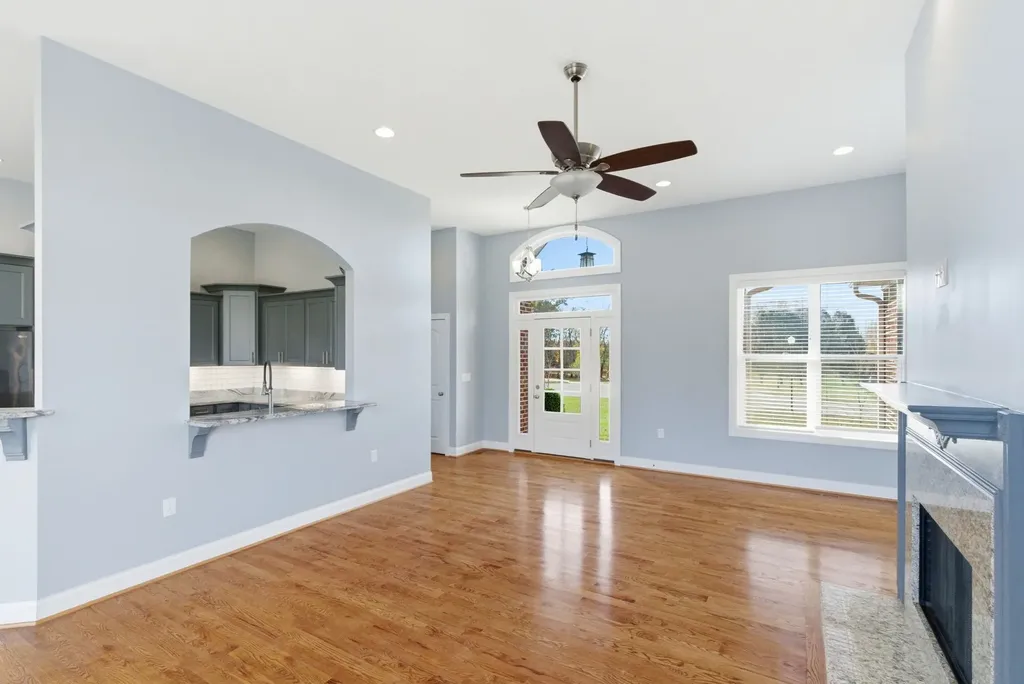 1027 Founders Lane Portland TN 37148