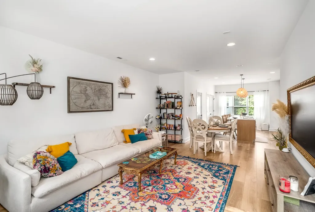 862 Sharpe Ave, W Nashville TN 37206