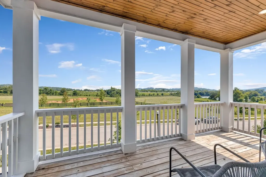 1016 Pine Creek Drive Arrington TN 37014