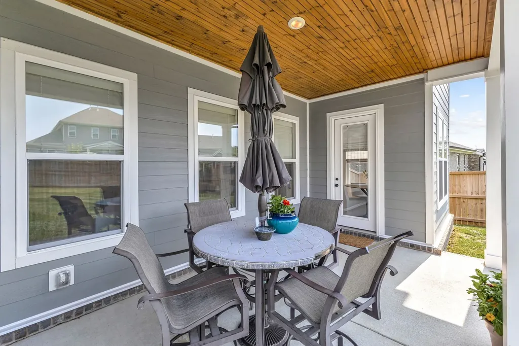 1016 Pine Creek Drive Arrington TN 37014