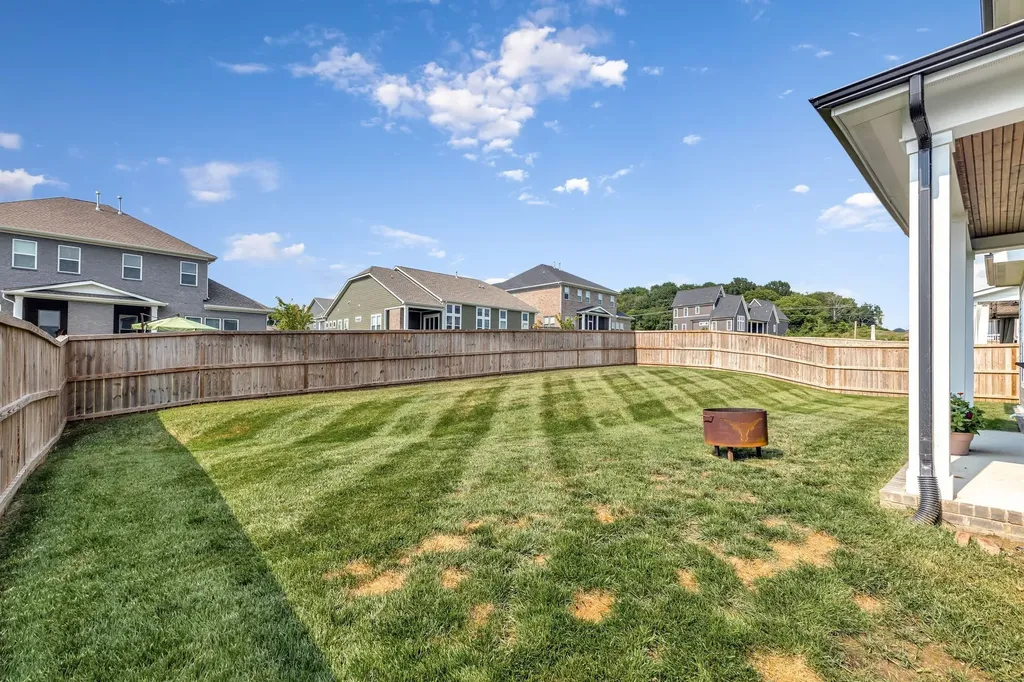 1016 Pine Creek Drive Arrington TN 37014