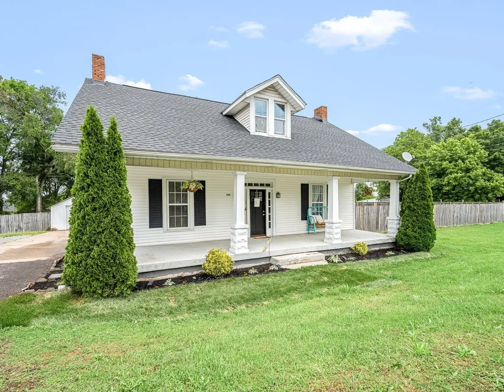 634 Hwy 52, E Portland TN 37148