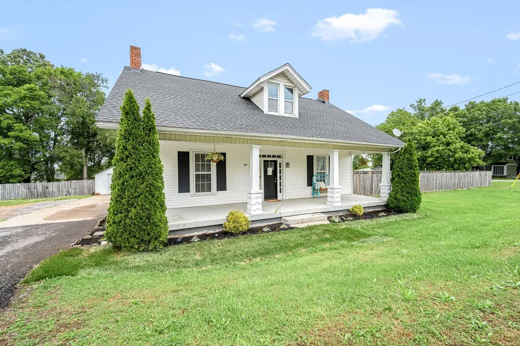 634 Hwy 52, E Portland TN 37148