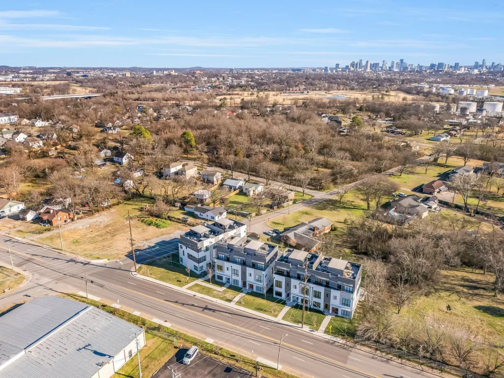 3212 Hydes Ferry Road Nashville TN 37218