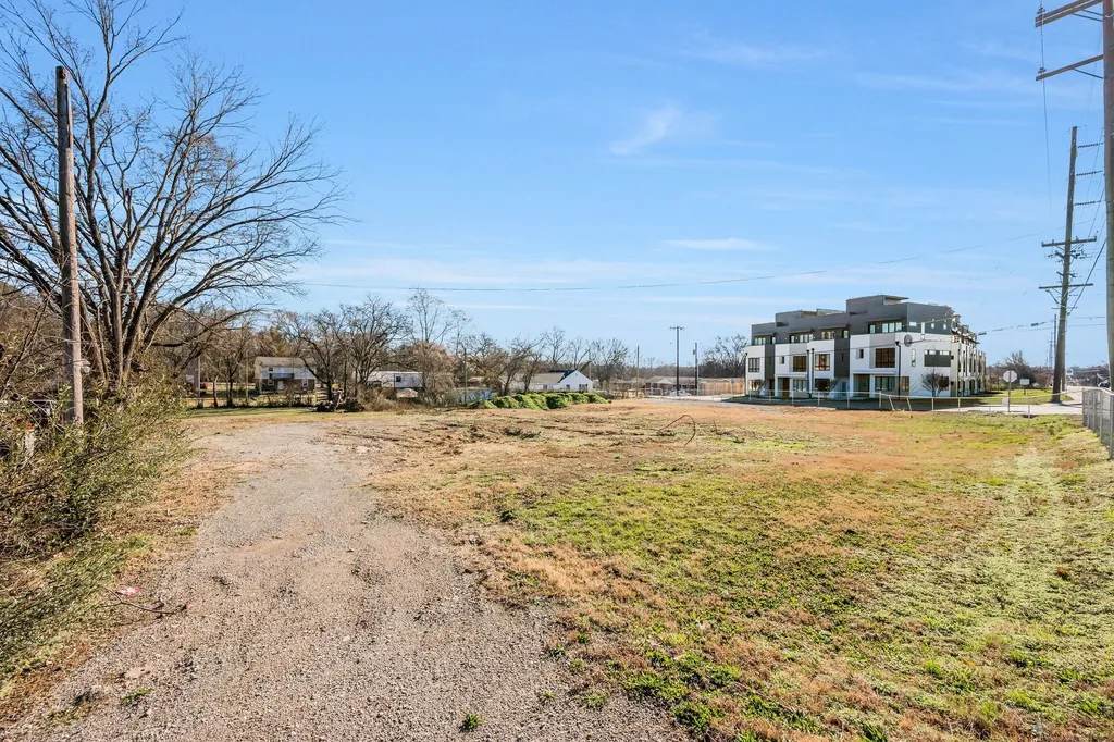 3212 Hydes Ferry Road Nashville TN 37218