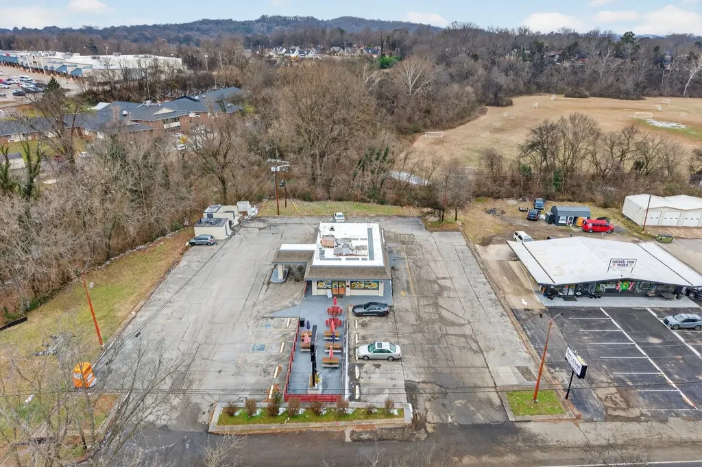 1334 Trotwood Avenue Columbia TN 38401