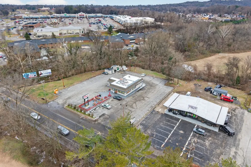 1334 Trotwood Avenue Columbia TN 38401