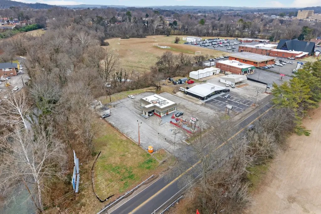 1334 Trotwood Avenue Columbia TN 38401