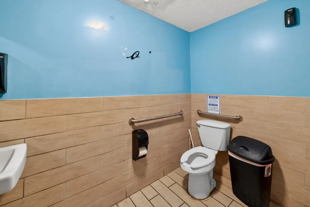 1334 Trotwood Avenue Columbia TN 38401