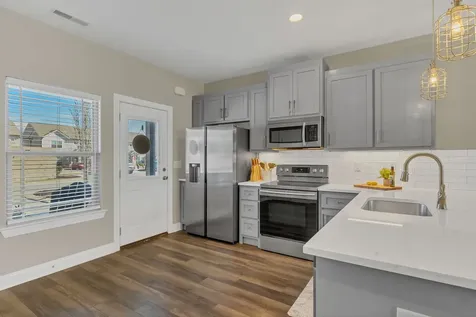 555 Gresham Lane Murfreesboro TN 37129