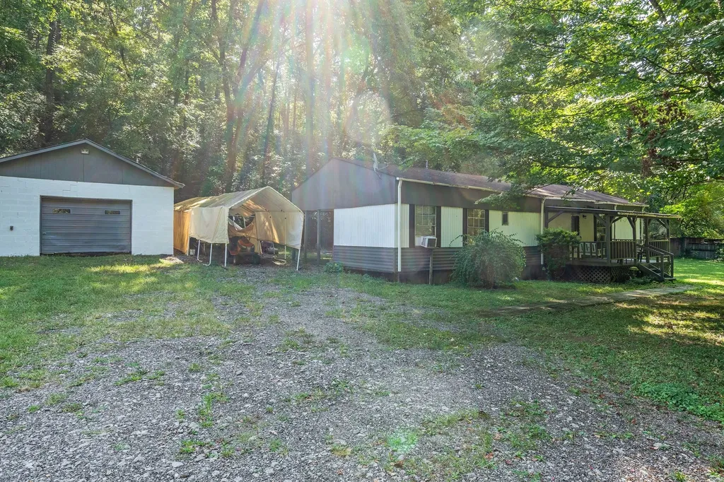 1046 Ross Hollow Road Ashland City TN 37015