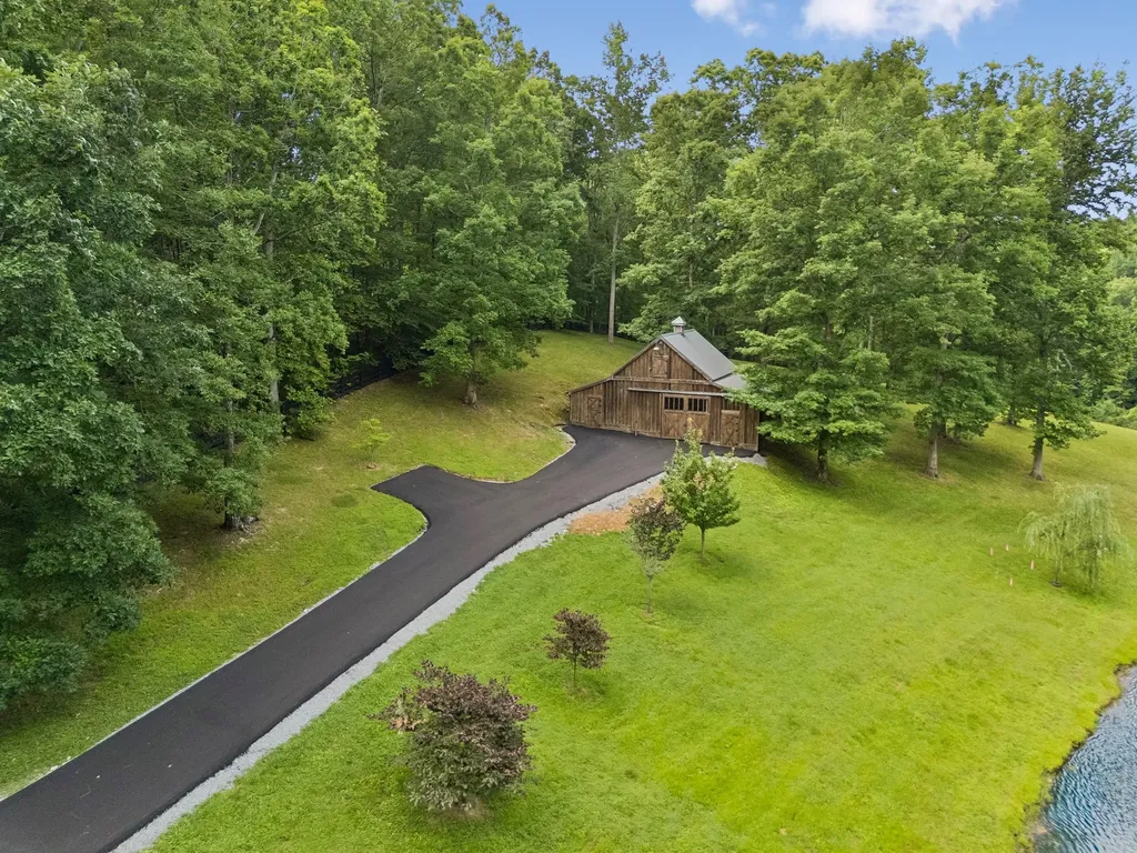 5557 Parker Branch Road Franklin TN 37064