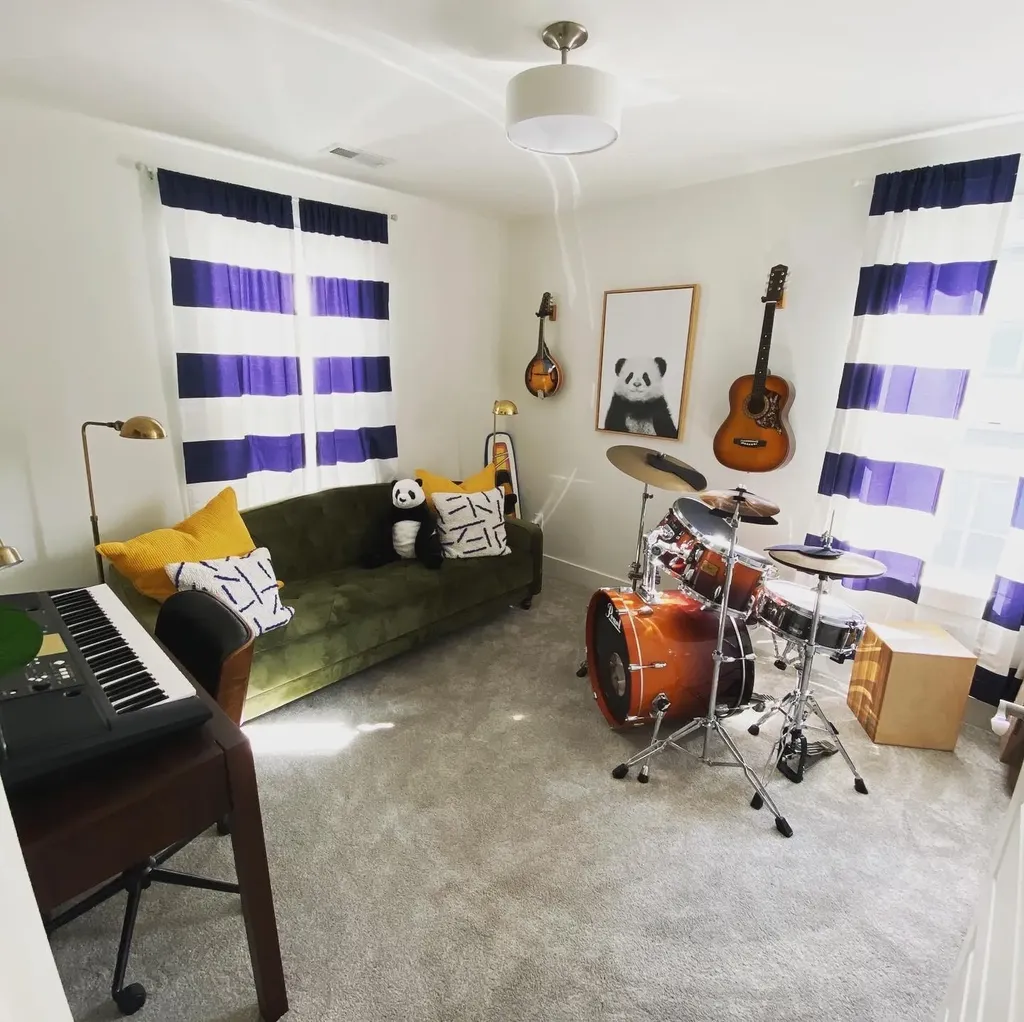 2403B Middle Street Nashville TN 37208