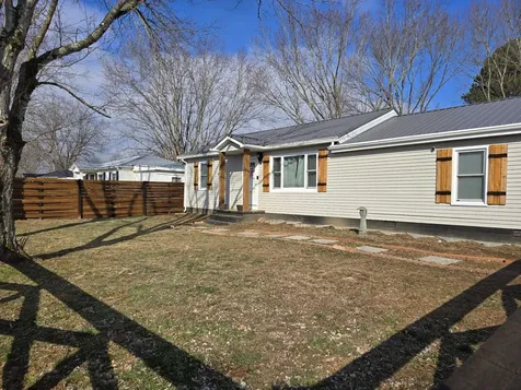 306 Johnson Street Lawrenceburg TN 38464