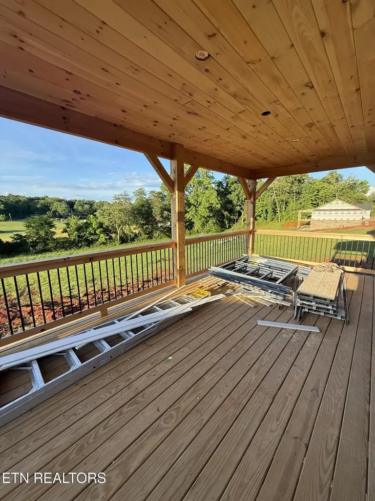 6225 Bingham Lane Maryville TN 37801