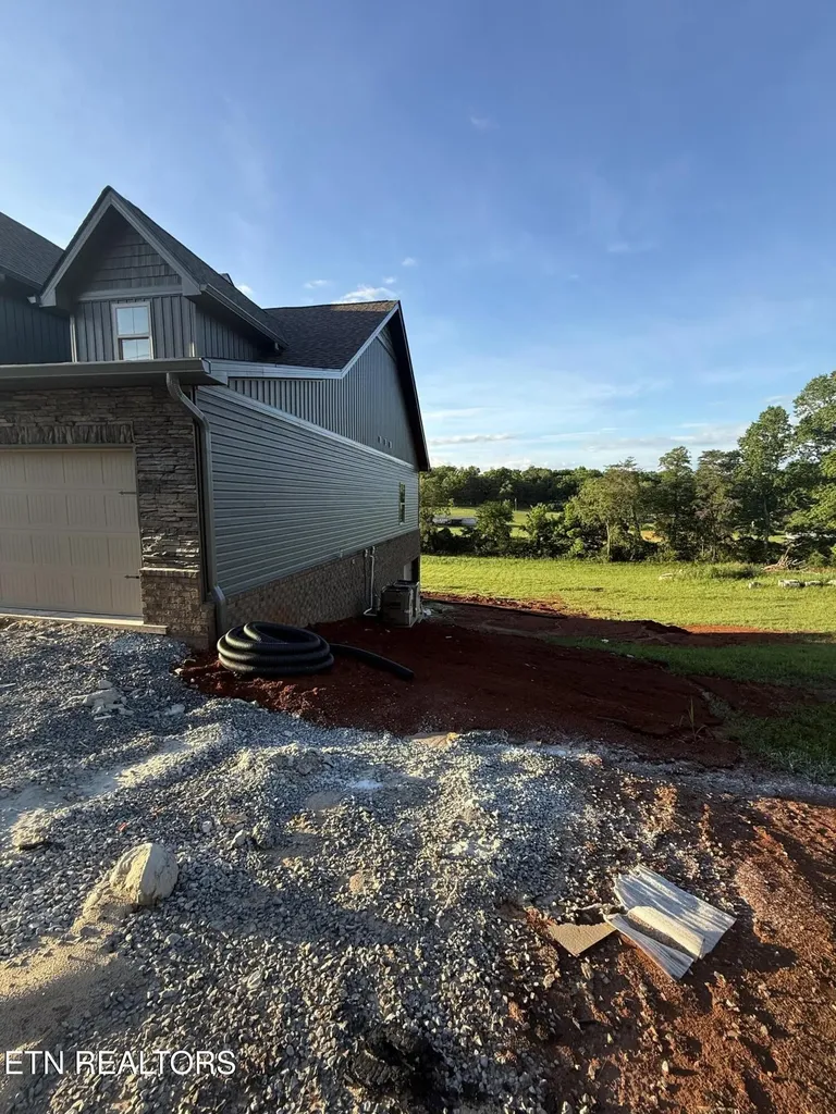 6225 Bingham Lane Maryville TN 37801