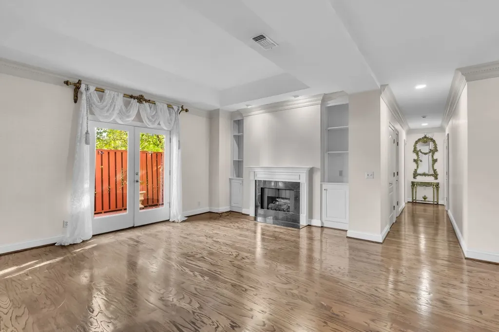 3733 West End Avenue Nashville TN 37205