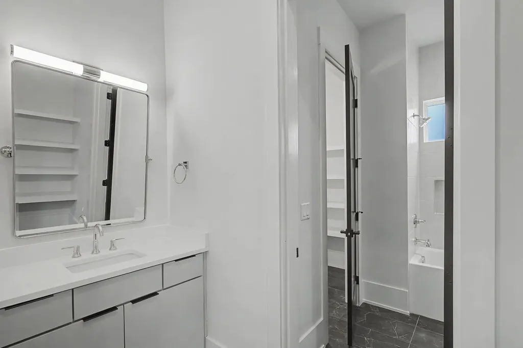 1017 Argyle Avenue Nashville TN 37203
