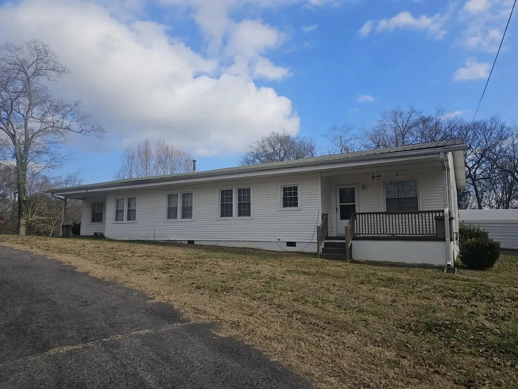 210 Twin Oaks Road Mcminnville TN 37110