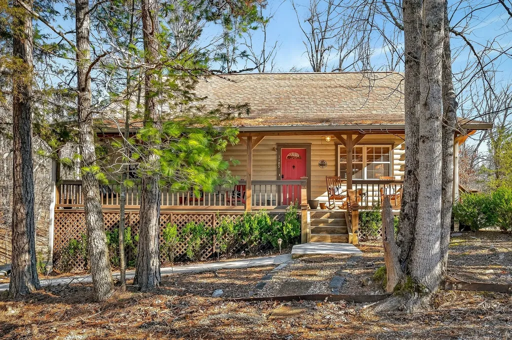 1105 Fairways Drive Smithville TN 37166