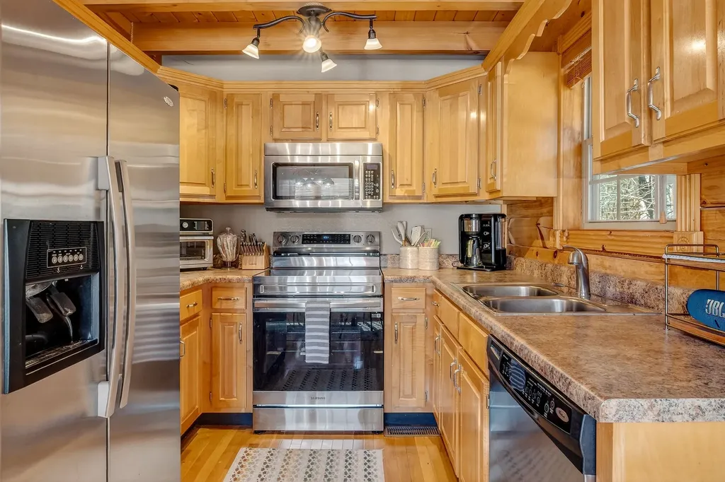 1105 Fairways Drive Smithville TN 37166