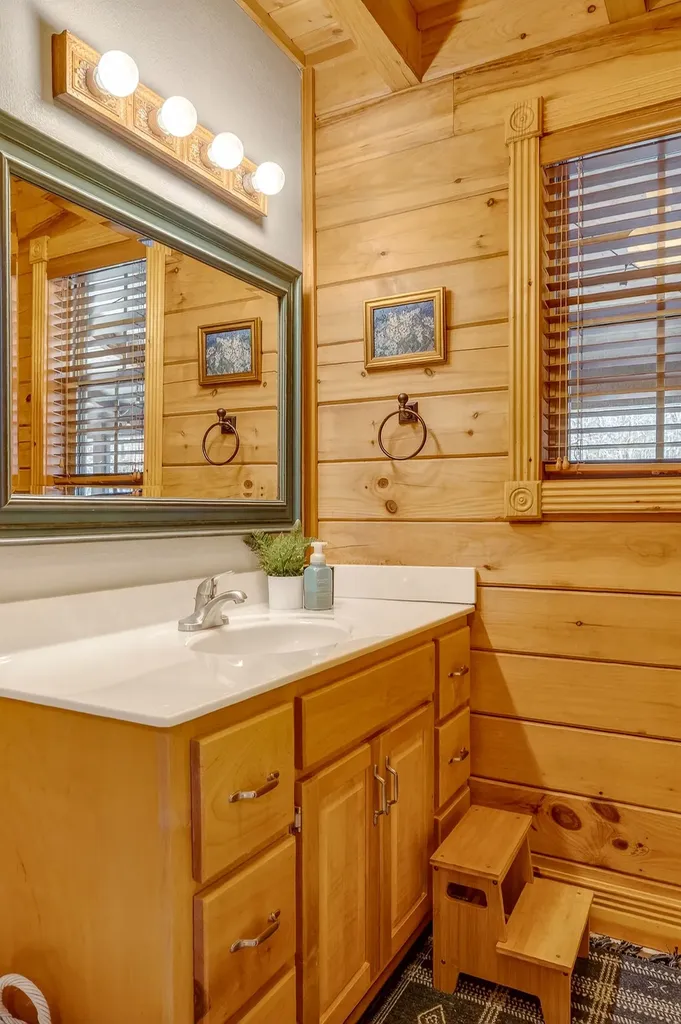 1105 Fairways Drive Smithville TN 37166