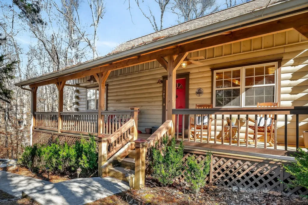 1105 Fairways Drive Smithville TN 37166