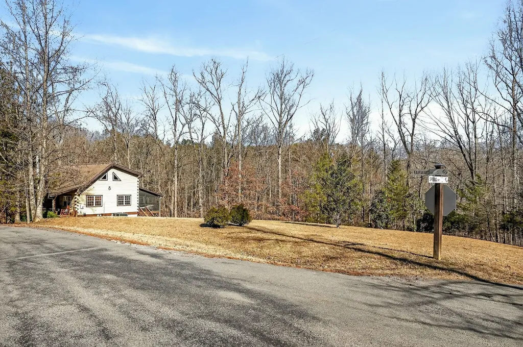1105 Fairways Drive Smithville TN 37166