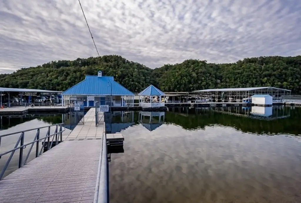 1105 Fairways Drive Smithville TN 37166