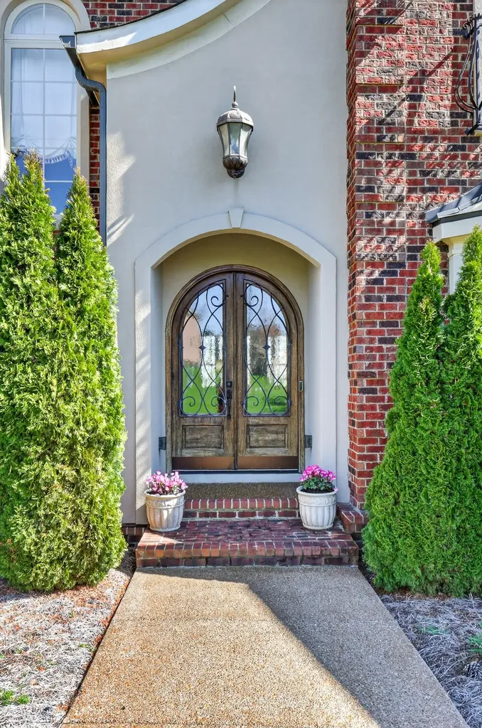 1806 Benziger Terrace Brentwood TN 37027