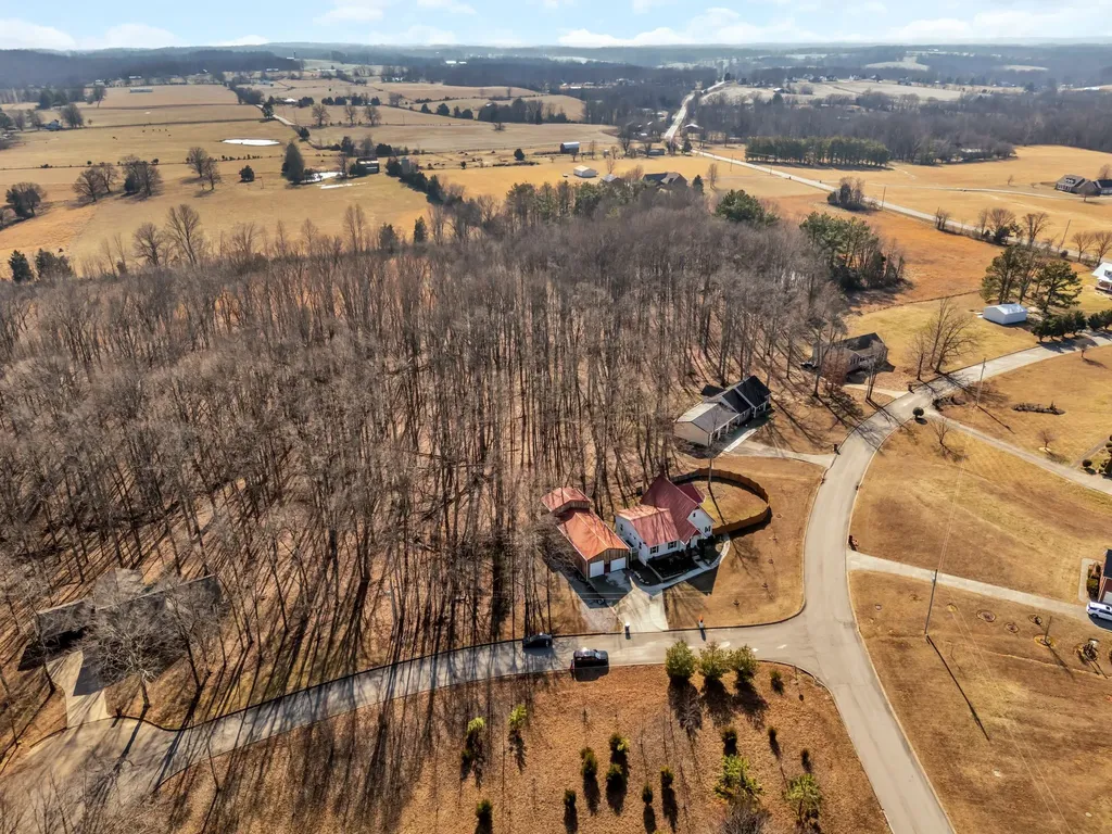 1000 Chickadee Court Portland TN 37148