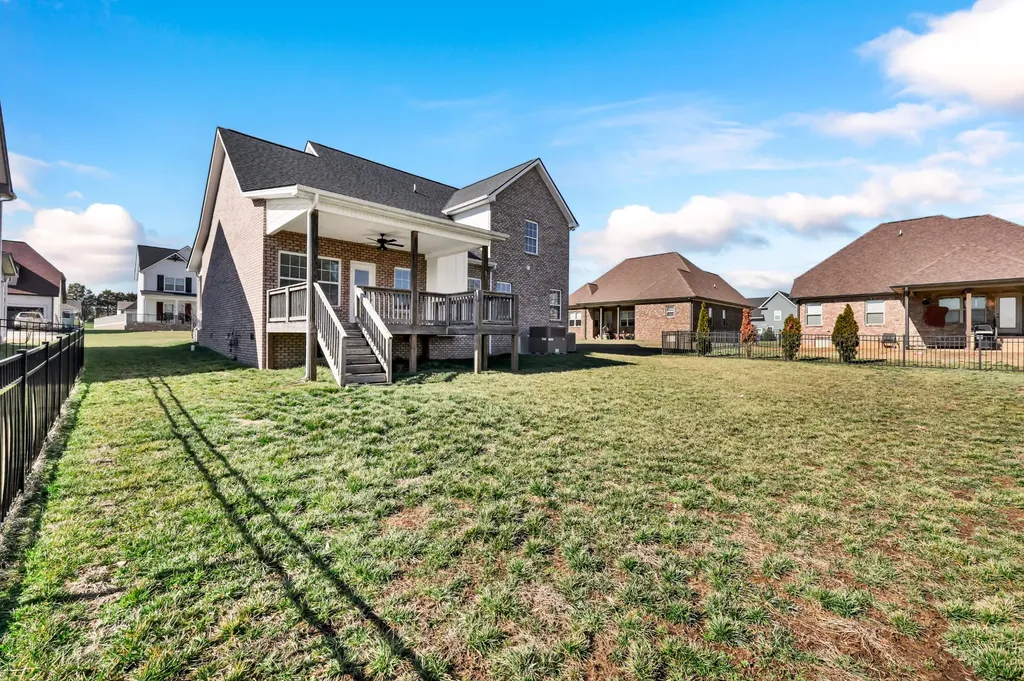 557 Dexter Drive Clarksville TN 37043