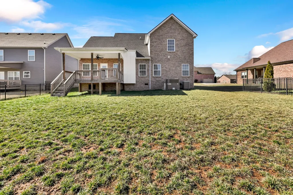 557 Dexter Drive Clarksville TN 37043