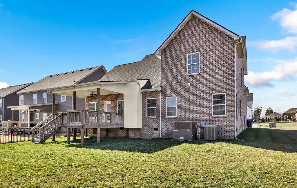 557 Dexter Drive Clarksville TN 37043