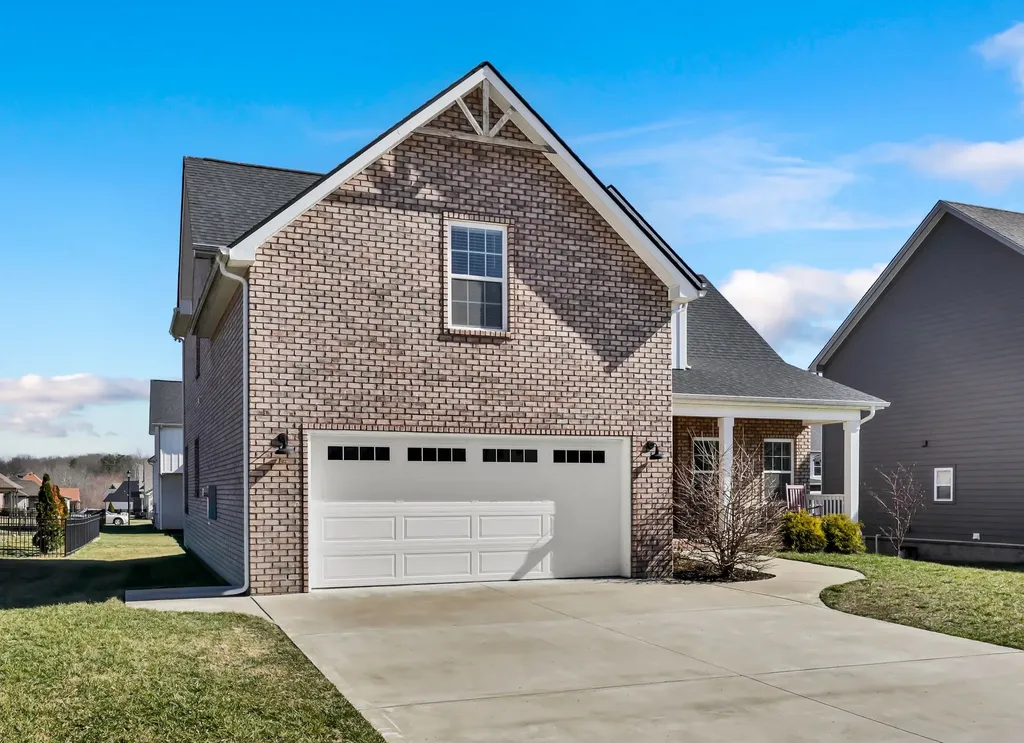 557 Dexter Drive Clarksville TN 37043