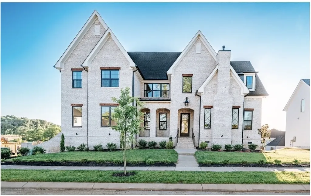 4825 Woodrow Place Arrington TN 37014