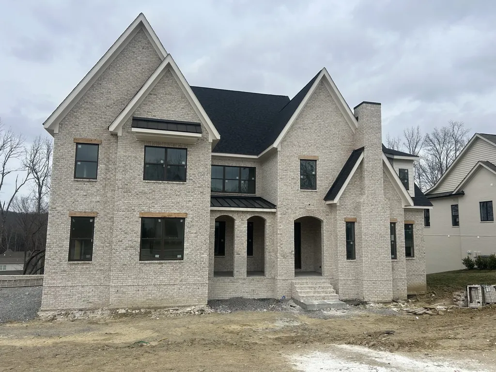 4825 Woodrow Place Arrington TN 37014