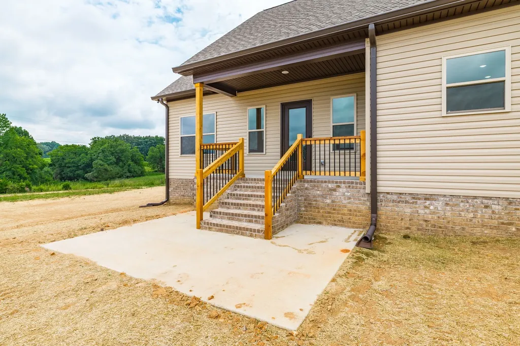 1200 Vickie Lane Portland TN 37148