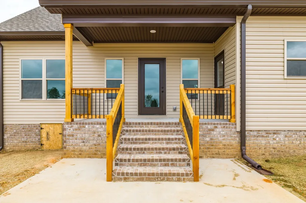 1200 Vickie Lane Portland TN 37148