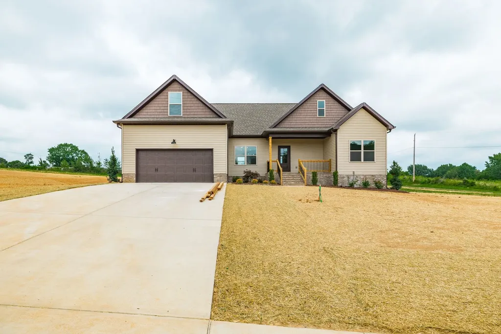 1200 Vickie Lane Portland TN 37148