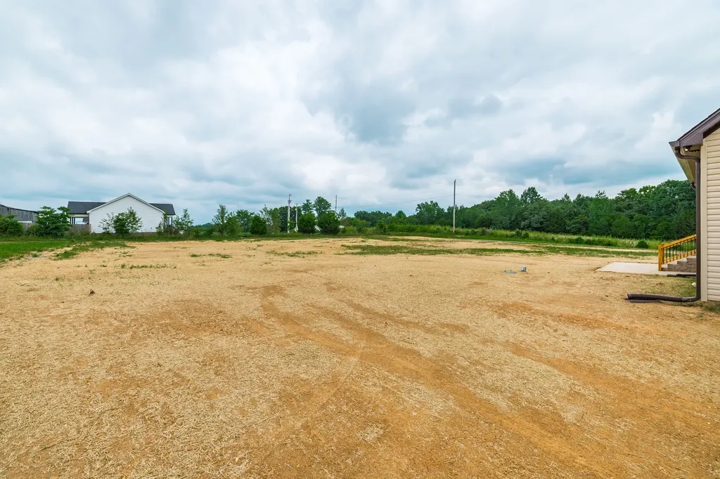 1200 Vickie Lane Portland TN 37148
