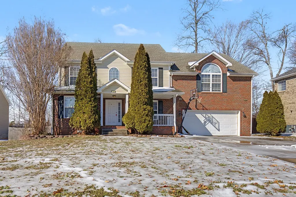 2489 Hattington Drive Clarksville TN 37042