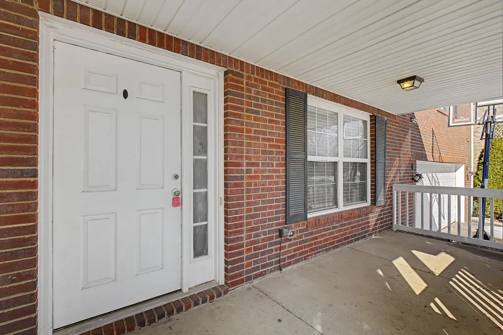 2489 Hattington Drive Clarksville TN 37042